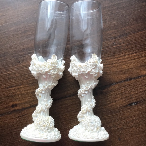 Wedding toast glasses - Picture 3 of 5